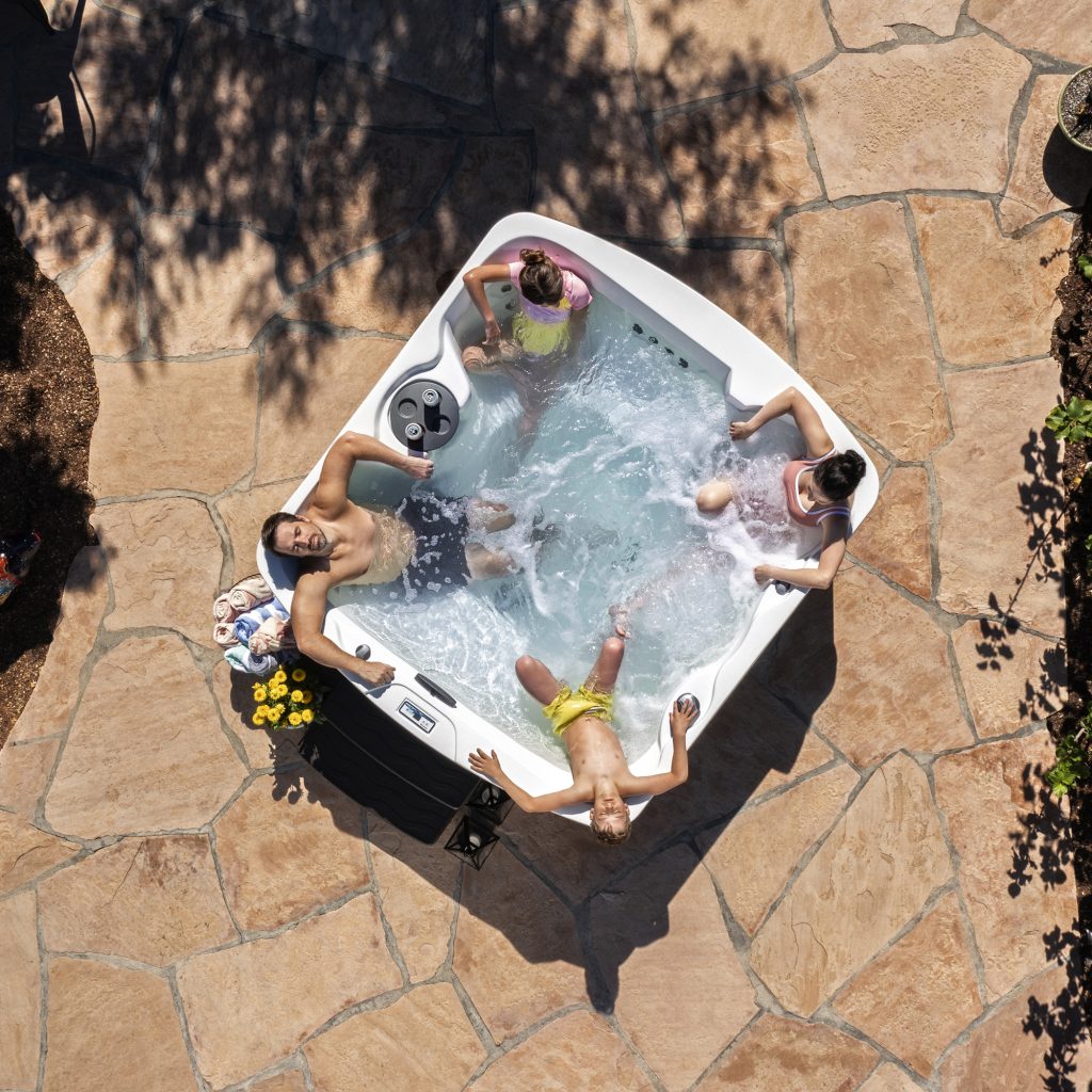 Curacao (LS550 Plus) – Arctic White / Espresso